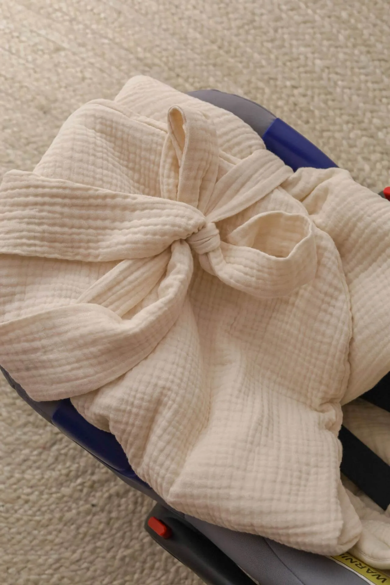 Handmade Car Seat Blanket - GOTS Organic Muslin Cotton - Vanilla
