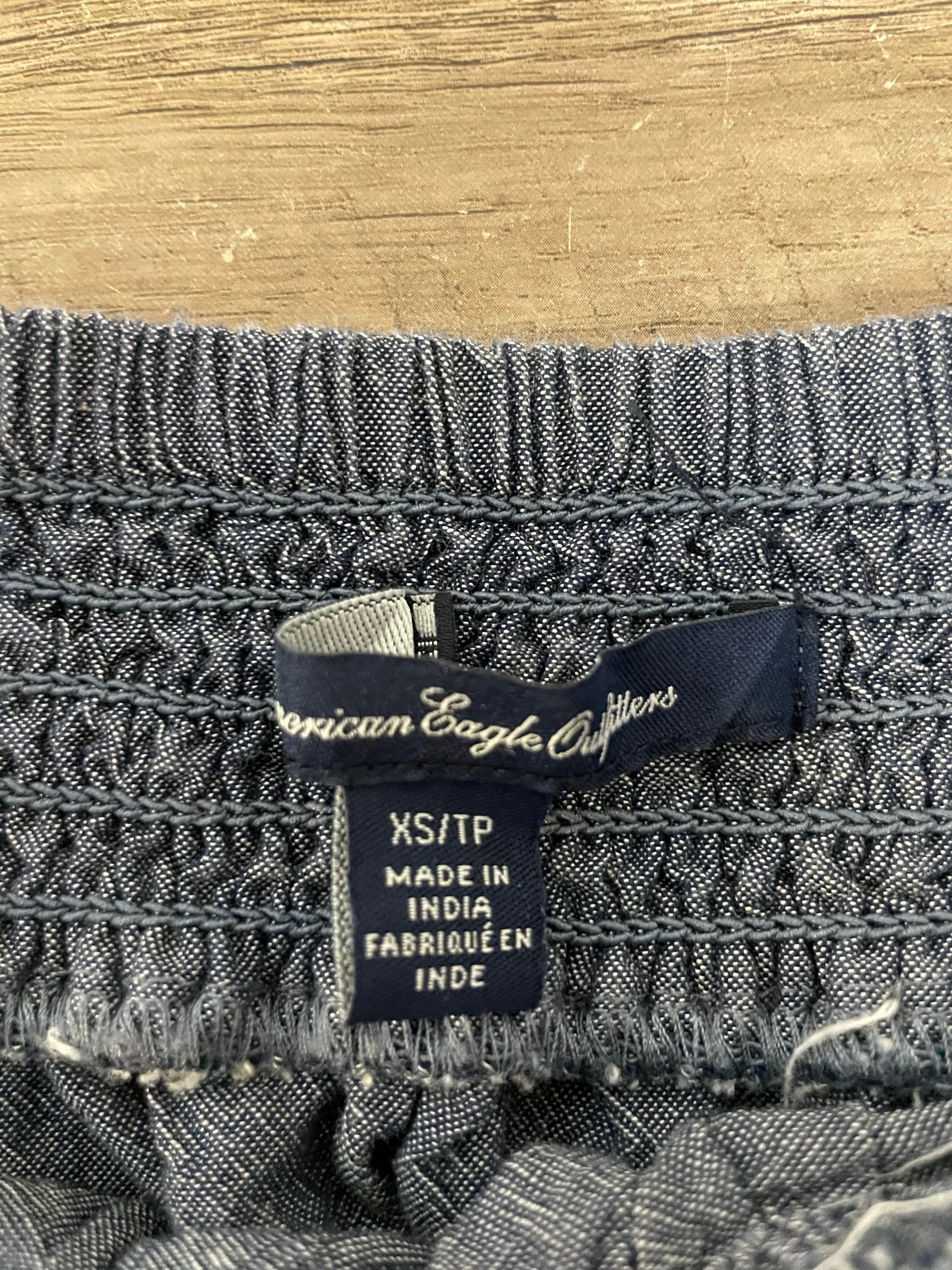 <€€* Womens Juniors XSmall AMERICAN EAGLE OUTFITTERS Blue Cotton Skirt Embroidered