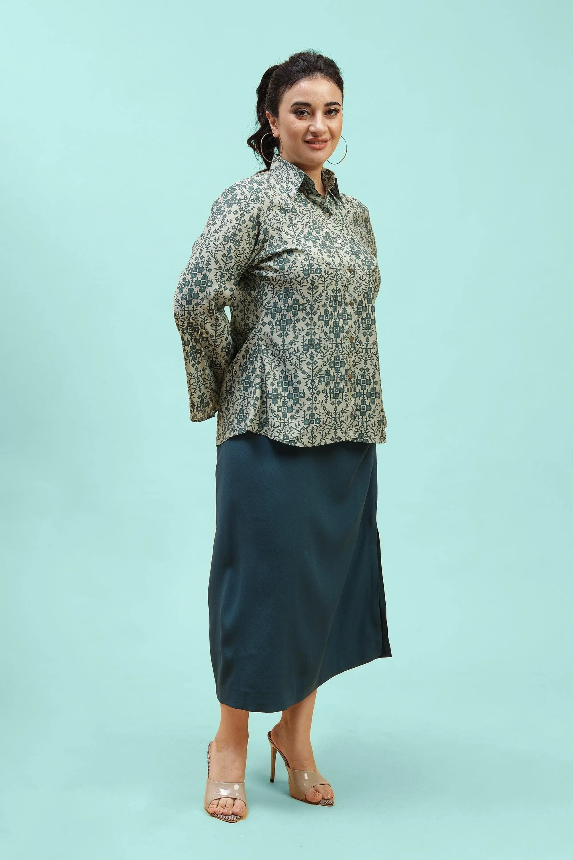Plus Size Floral Printed Shirt Style Top
